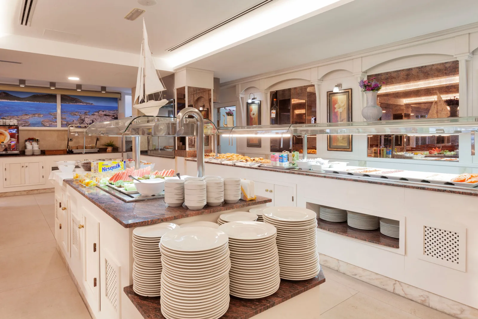 Buffet at the Hotel Amoros restaurant